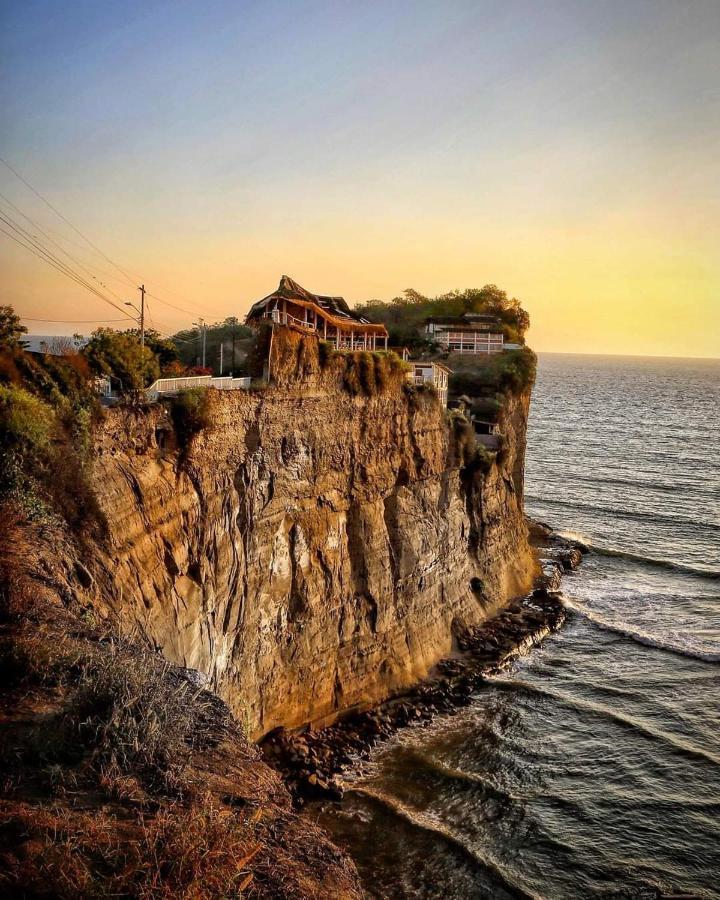Hotel Sumpa Montanita Exterior photo